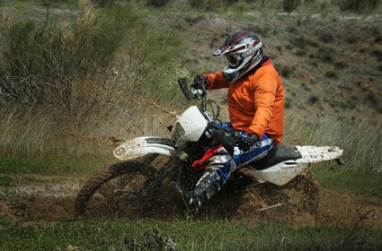 Prueba Husqvarna  WR125 2012. Disfruta a lo grande.