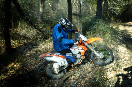 KTM  250 EXC- F 2015. Nuevas mejoras para la reina del E1.