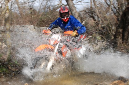 Prueba de la KTM EXC200 mod. 2011. Las inmensas posibilidades de una incomprendida.