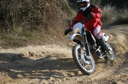 Prueba Husqvarna TE310 2012. Porqué David venció a Goliath.