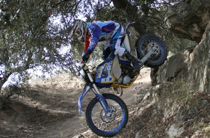 Prueba Husaberg TE125 2012. Pequeña Valquiria.