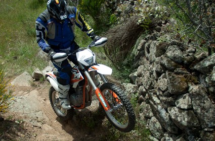 KTM FreeRide 350 modelo 2014. La Trepadora implacable.