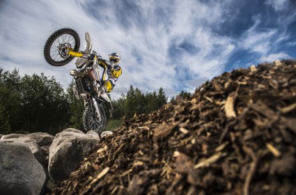 Video oficial de las nuevas Husqvarna 2015