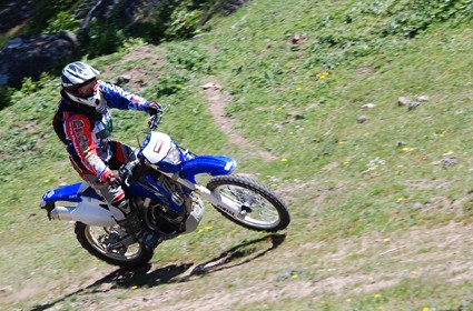 Prueba Yamaha WR250F. Terciopelo azul.